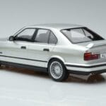 BMW Alpina B10 4.6 E34 Silver MCG 1:18