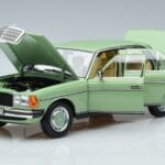 Mercedes 200 W123 Green Norev 1:18