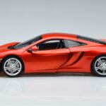 McLaren McLaren MP4-12C Coupe With Stig Top Gear Figurine Minichamps 1:18 1:18 Diecast