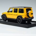 Mercedes Mercedes AMG G63 W463 Yellow MotorHelix 1:18 1:18 Resin