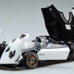 Pagani Pagani Zonda HP Barchetta Carbon Fibre White LCD 1:18 1:18 Diecast