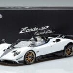 Pagani Pagani Zonda HP Barchetta Carbon Fibre White LCD 1:18 1:18 Diecast