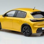 Peugeot Peugeot 208 GT Line Yellow Otto 1:18 1:18 Resin