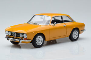Alfa Romeo 1750 GTV Yellow Norev 1:18