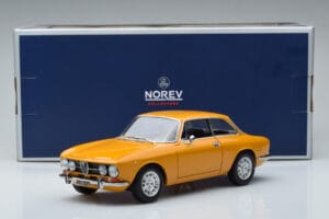 Alfa Romeo 1750 GTV Yellow Norev 1:18 187910 Diecast — photo 7 of 7