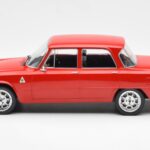 Alfa Romeo Giulia Nuova Super Red Custom Wheels MCG 1:18 MCG18333 - image 3 of 6