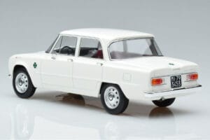Alfa Romeo Giulia Ti Super Norev 1:18 187970 Diecast — photo 5 of 6