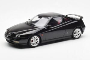 Alfa Romeo GTV V6 916 Black Otto 1:18 OT1057