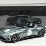 Aston Martin V12 Speedster Green Metallic GT Spirit 1:18 GT906 - image 6 of 6