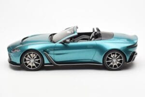 Aston Martin V12 Vantage Roadster Tayos Turquoise Green GT Spirit 1:18 GT445 Resin — photo 3 of 6