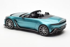 Aston Martin V12 Vantage Roadster Tayos Turquoise Green GT Spirit 1:18 GT445 Resin — photo 5 of 6