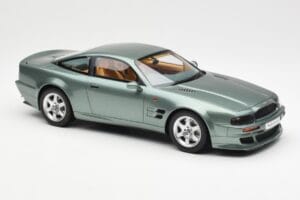 Aston Martin V8 Vantage Green GT Spirit 1:18 GT345 Resin — photo 4 of 6