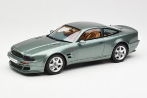 Aston Martin V8 Vantage Green GT Spirit 1:18 GT345