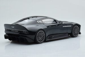 Aston Martin Victor Black GT Spirit 1:18 GT428 Resin — photo 2 of 6