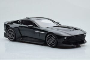 Aston Martin Victor Black GT Spirit 1:18 GT428 Resin — photo 4 of 6