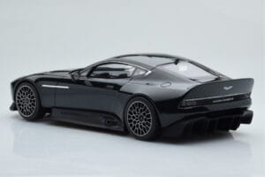 Aston Martin Victor Black GT Spirit 1:18 GT428 Resin — photo 5 of 6