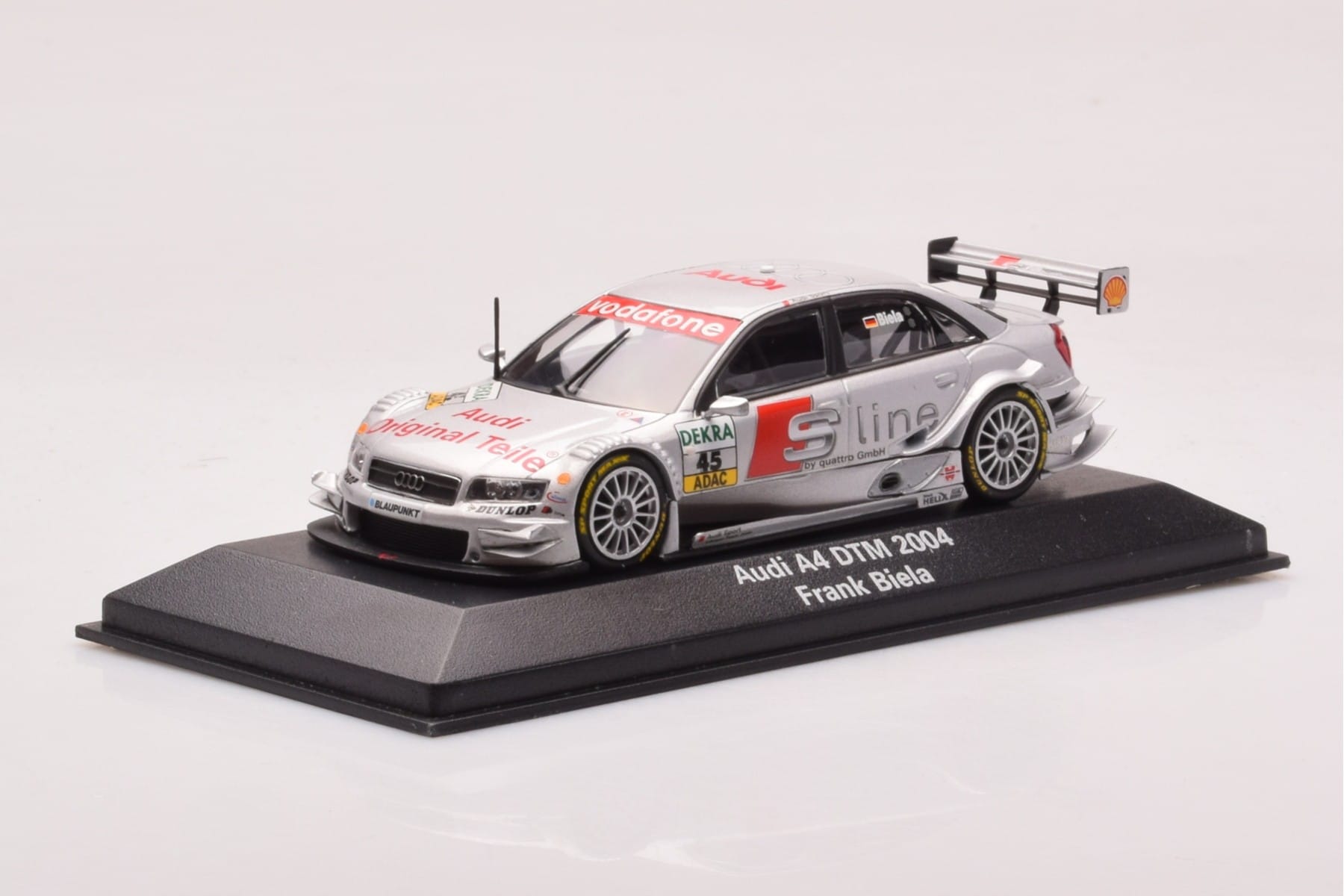 Audi A4 B6 #45 Audi Sport F. Biela DTM 2004 Minichamps 1:43 400041445 Diecast — photo 2 of 4