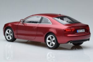 Audi A5 B8 Garnet Red Norev 1:18 188352 Diecast — photo 6 of 7