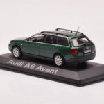 Audi A6 C5 Avant Green Minichamps 1:43 - image 3 of 4