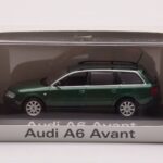 Audi A6 C5 Avant Green Minichamps 1:43 - image 4 of 4