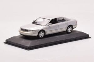 Audi A8 D2 Silver Green Strip Minichamps 1:43 AUDI-264455 Diecast — photo 2 of 4
