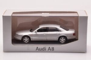 Audi A8 D2 Silver Minichamps 1:43 433013006 Diecast — photo 4 of 4