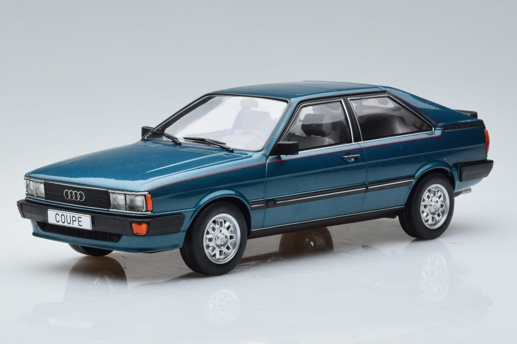 Audi Coupe GT B2 Green MCG 1:18 MCG18315 Diecast