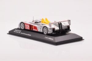 Audi R10 TDI LMP1 #7 R. Capello / T. Kristensen / A. McNish 24 Hours of Le Mans 2006 Minichamps 1:43 400061607 Diecast — photo 3 of 4