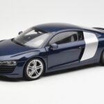 Audi R8 4.2 FSI V8 Blue Kyosho 1:18 09213BL