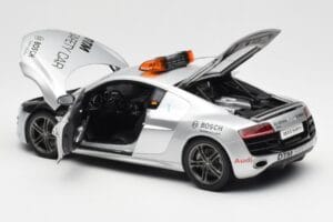 Audi R8 5.2 DTM Safety Car 2010 Kyosho 1:18 09216DTM Diecast — photo 5 of 8