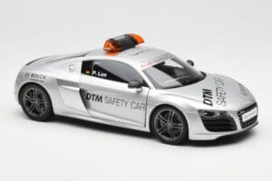 Audi R8 5.2 DTM Safety Car 2010 Kyosho 1:18 09216DTM Diecast — photo 6 of 8