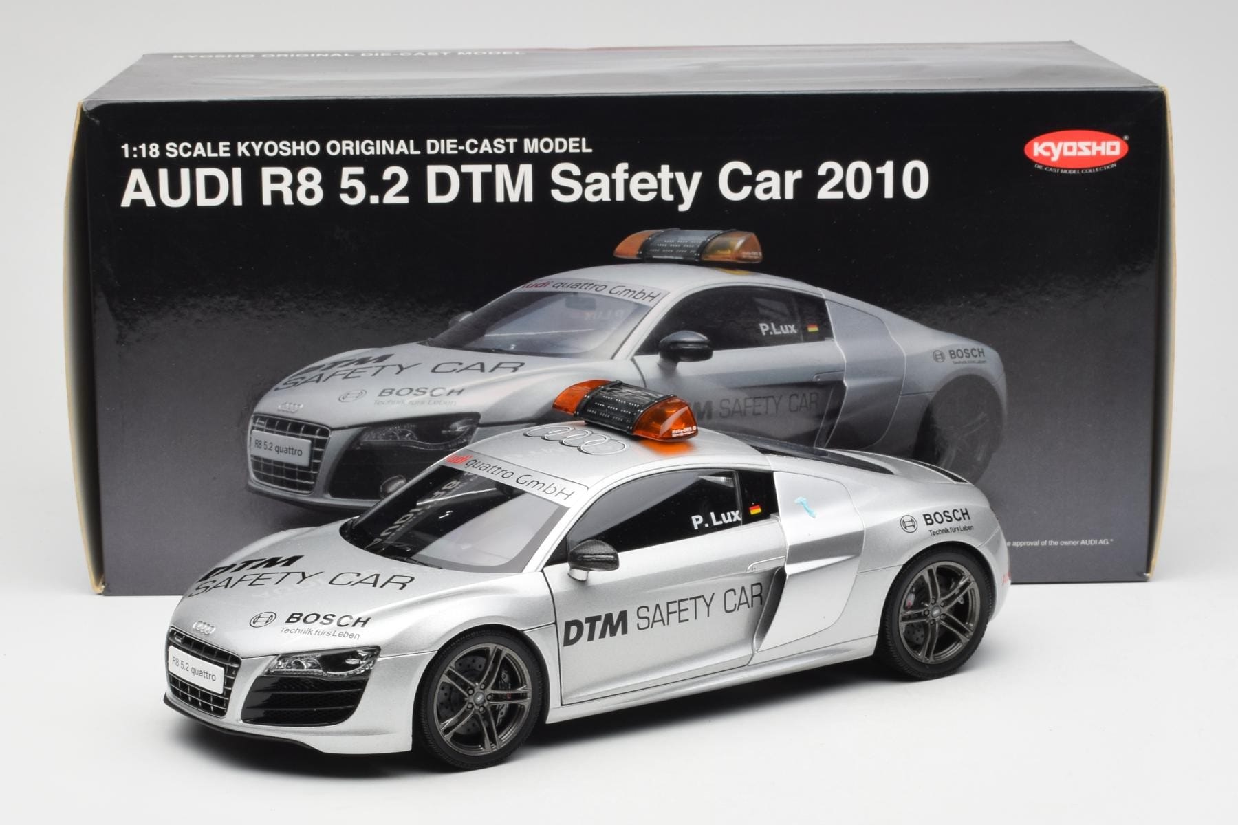 Audi R8 5.2 DTM Safety Car 2010 Kyosho 1:18 09216DTM Diecast — photo 8 of 8