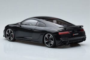 Audi R8 Performance Black Kengfai 1:18 VAKF-0353 Diecast — photo 7 of 10