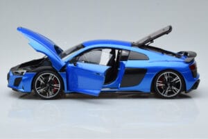 Audi R8 Performance Blue Kengfai 1:18 VAKF-0355 Diecast — photo 4 of 10