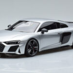 Audi R8 Performance Silver Kengfai 1:18