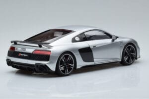 Audi R8 Performance Silver Kengfai 1:18 VAKF-0354 Diecast — photo 3 of 10