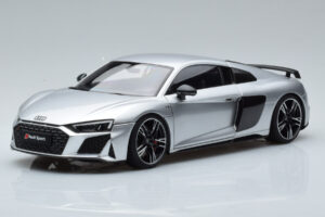 Audi R8 Performance Silver Kengfai 1:18