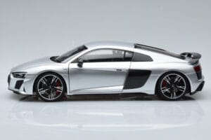 Audi R8 Performance Silver Kengfai 1:18 VAKF-0354 Diecast — photo 5 of 10