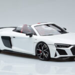 Audi R8 Spyder Performance White Kengfai 1:18 - image 7 of 11
