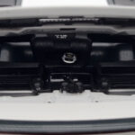 Audi R8 Spyder Performance White Kengfai 1:18 - image 10 of 11