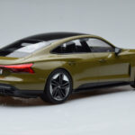 Audi RS E-Tron GT Olive Norev 1:18 - image 2 of 6