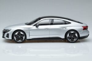 Audi RS e-tron GT Silver Norev 1:18 188381 Diecast — photo 3 of 6
