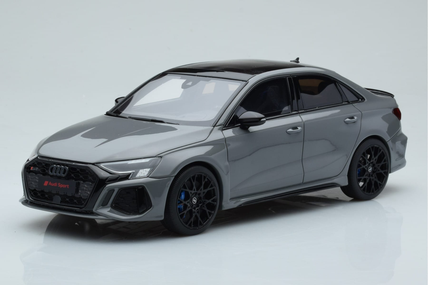 Audi RS3 8Y Sedan Performance Edition Grey GT Spirit 1:18 GT885 Resin
