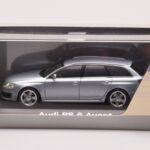 Audi RS6 C6 Monza Silver Minichamps 1:43 - image 4 of 4