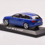 Audi RS6 C6 Sepang Blue Minichamps 1:43 - image 3 of 4