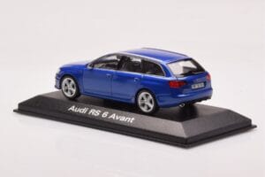 Audi RS6 C6 Sepang Blue Minichamps 1:43 5010710223 Diecast — photo 3 of 4