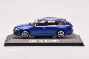 Audi RS6 C6 Sepang Blue Minichamps 1:43 5010710223