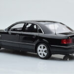 Audi S8 D2 Black Otto 1:18 - image 5 of 6