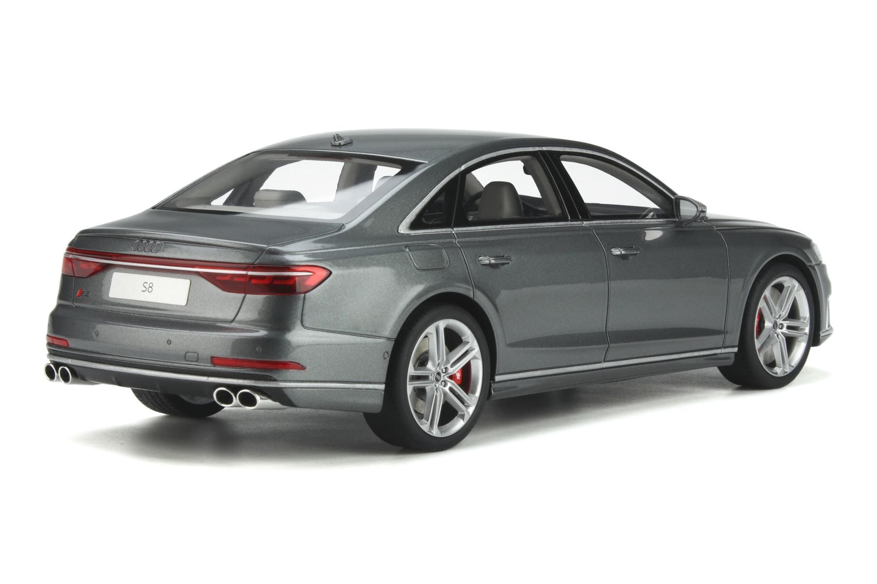 Audi S8 D5 Grey GT Spirit 1:18 GT856 Resin — photo 2 of 5