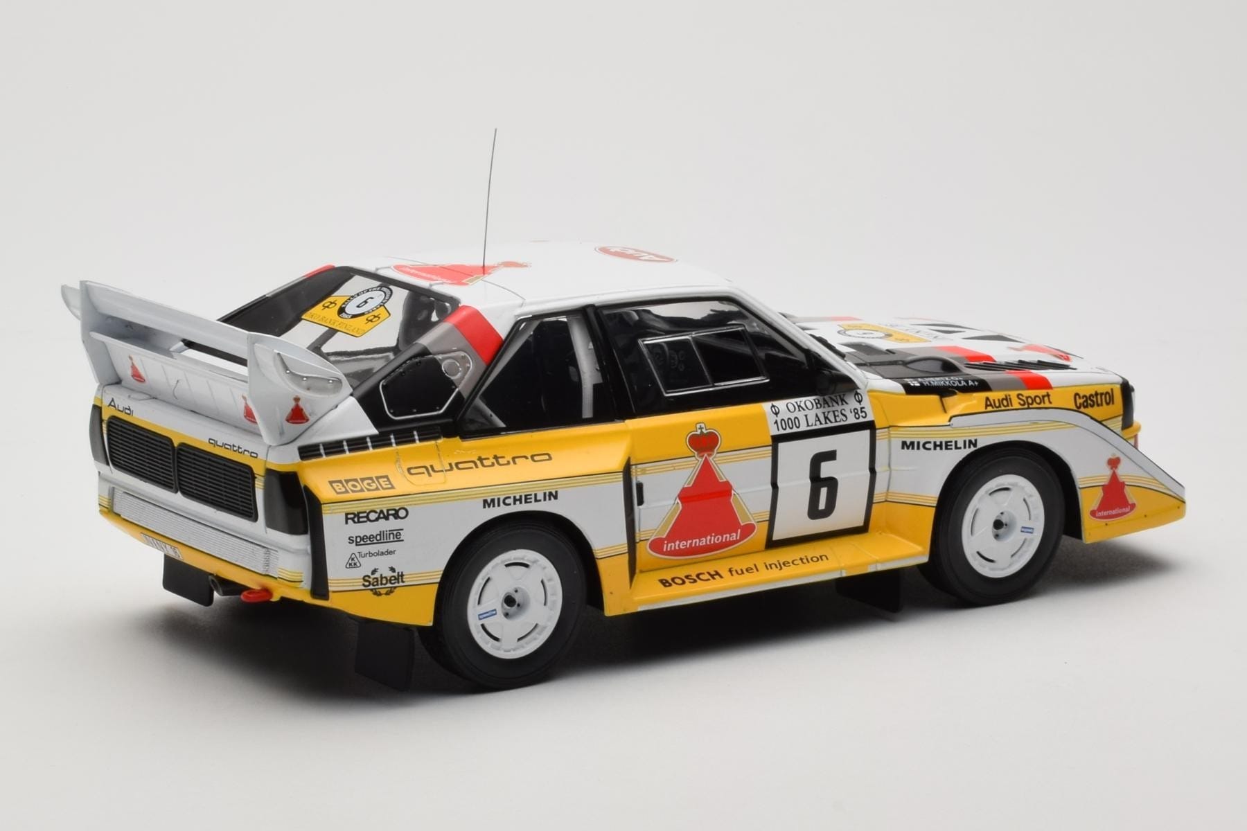 Audi Sport Quattro S1 E2 #6 H. Mikkola / A. Hertz Rally 1000 Lakes 1985 IXO 1:18 18RMC161B Diecast — photo 2 of 6
